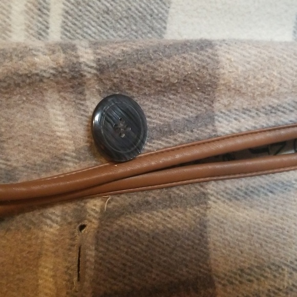 Woman Within Size 22 Gray Black White Plaid Button Up Winter Jacket Coat - Picture 2 of 5